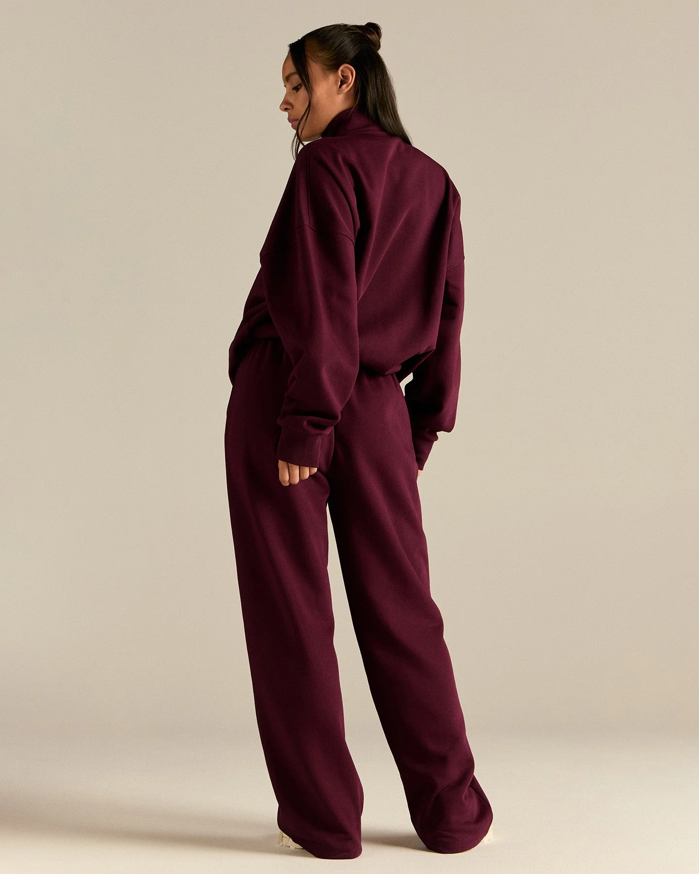 Comfort Outdoor 1/4 Zip Graphic Sweat | Merlot - Image 7