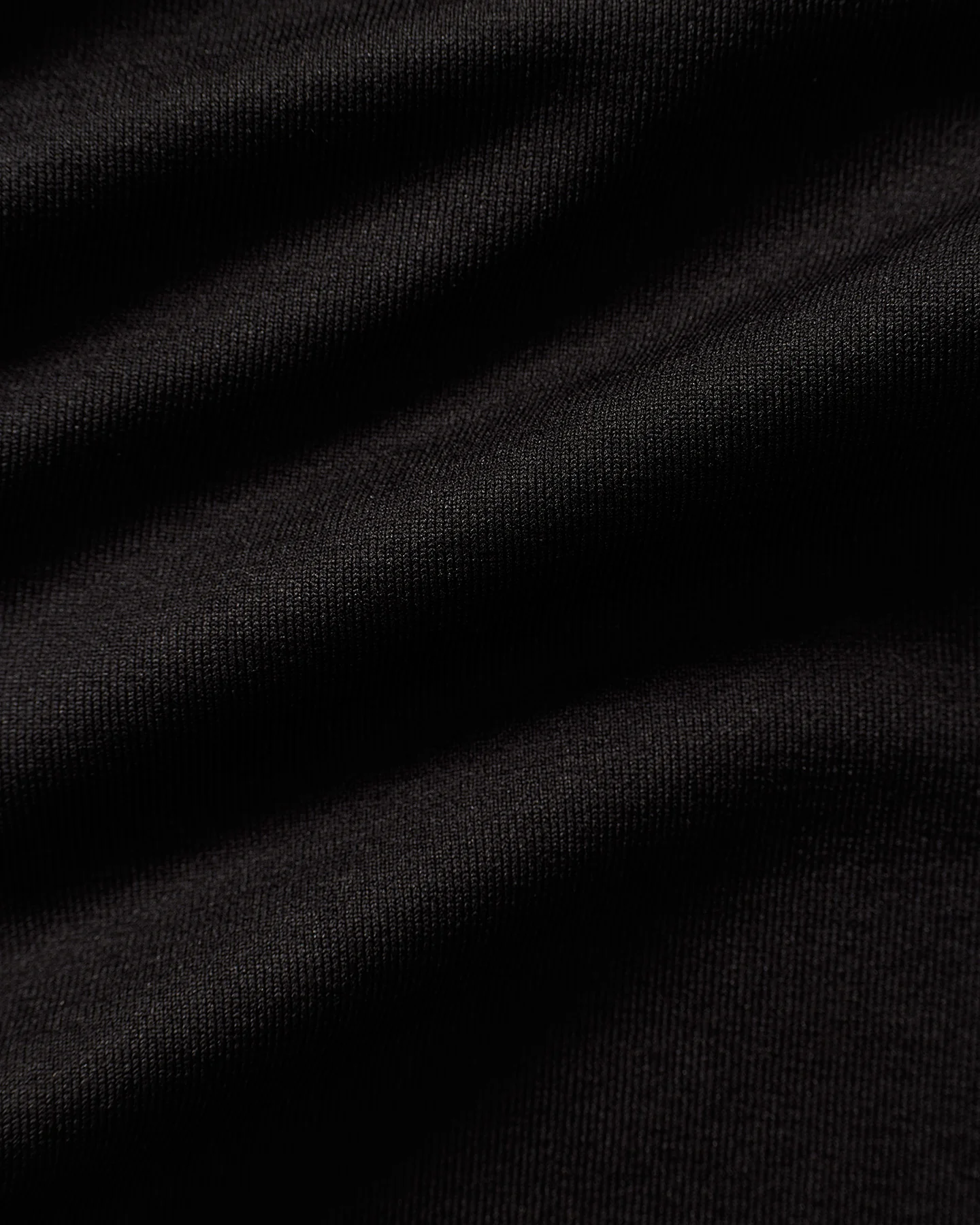 Motion Seamless Halter Bra | Black - Image 5