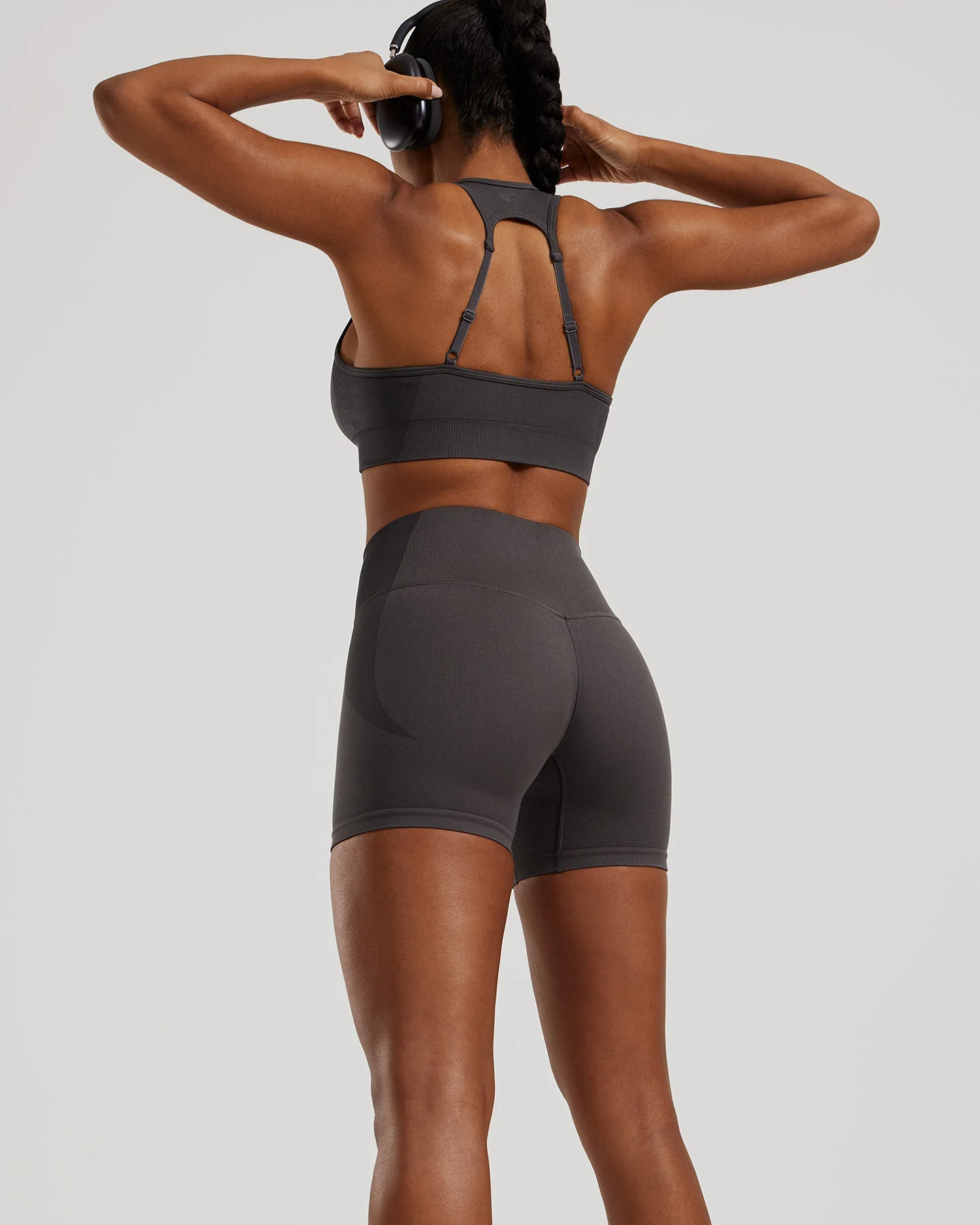 Motion Seamless Shorts | Graphite - Image 6