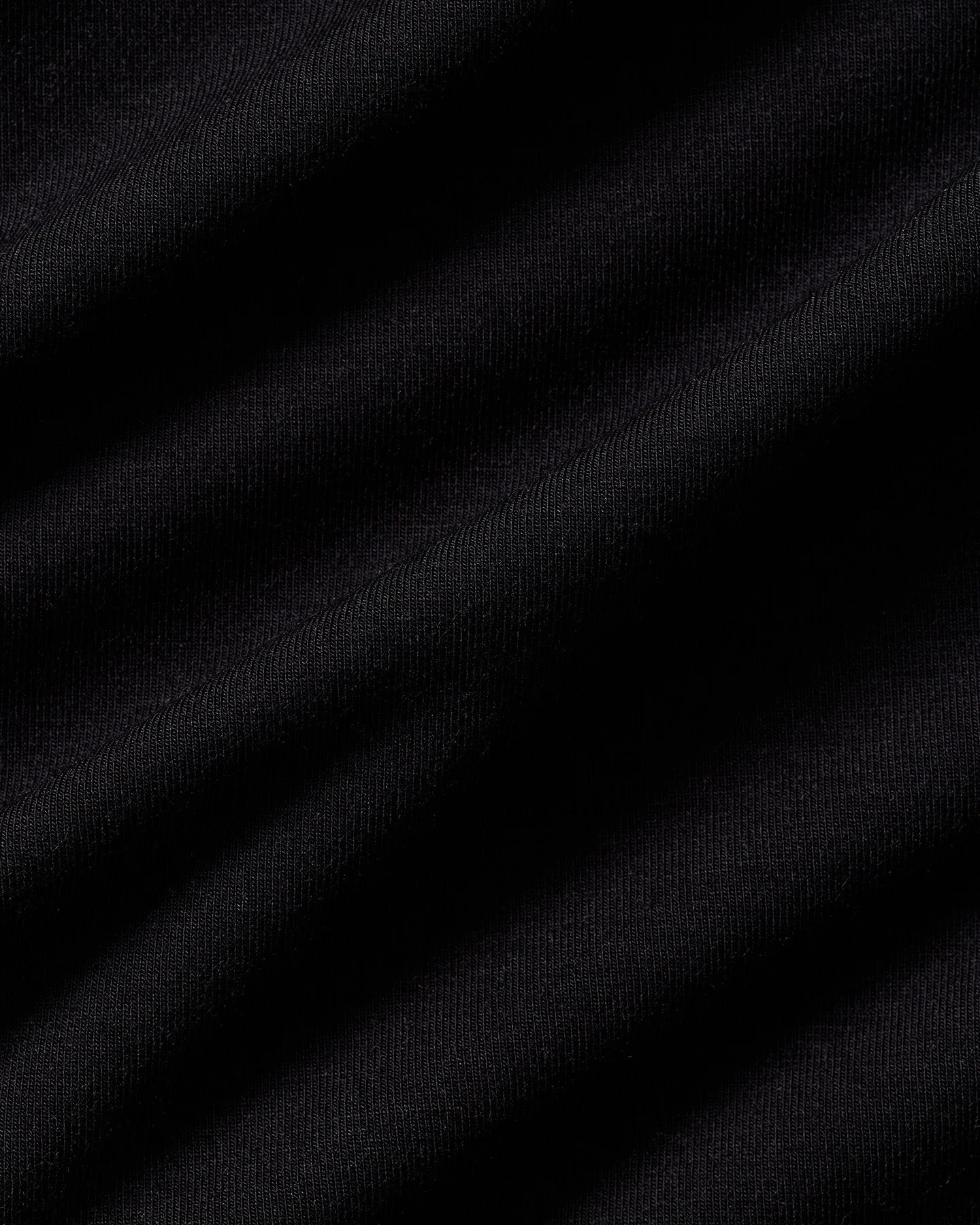 Smooth Contour Midi Short Sleeve T-Shirt | Black - Image 5